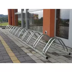 Stojak-na-rowery-Redon-ocynkowany